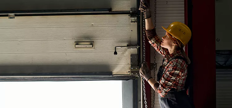 Addressing Common Garage Door Stoppage Issues in Golden Gate, FL
